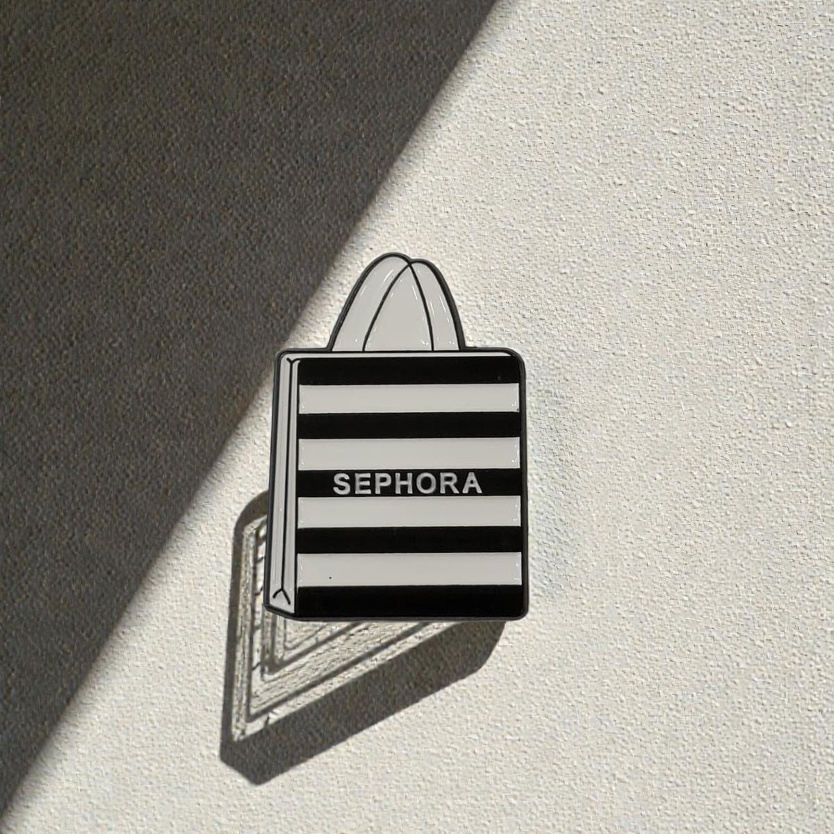 Metal Enamel Brooches 3m Sticker Fashion Jewelry Design Sephora shopping bag