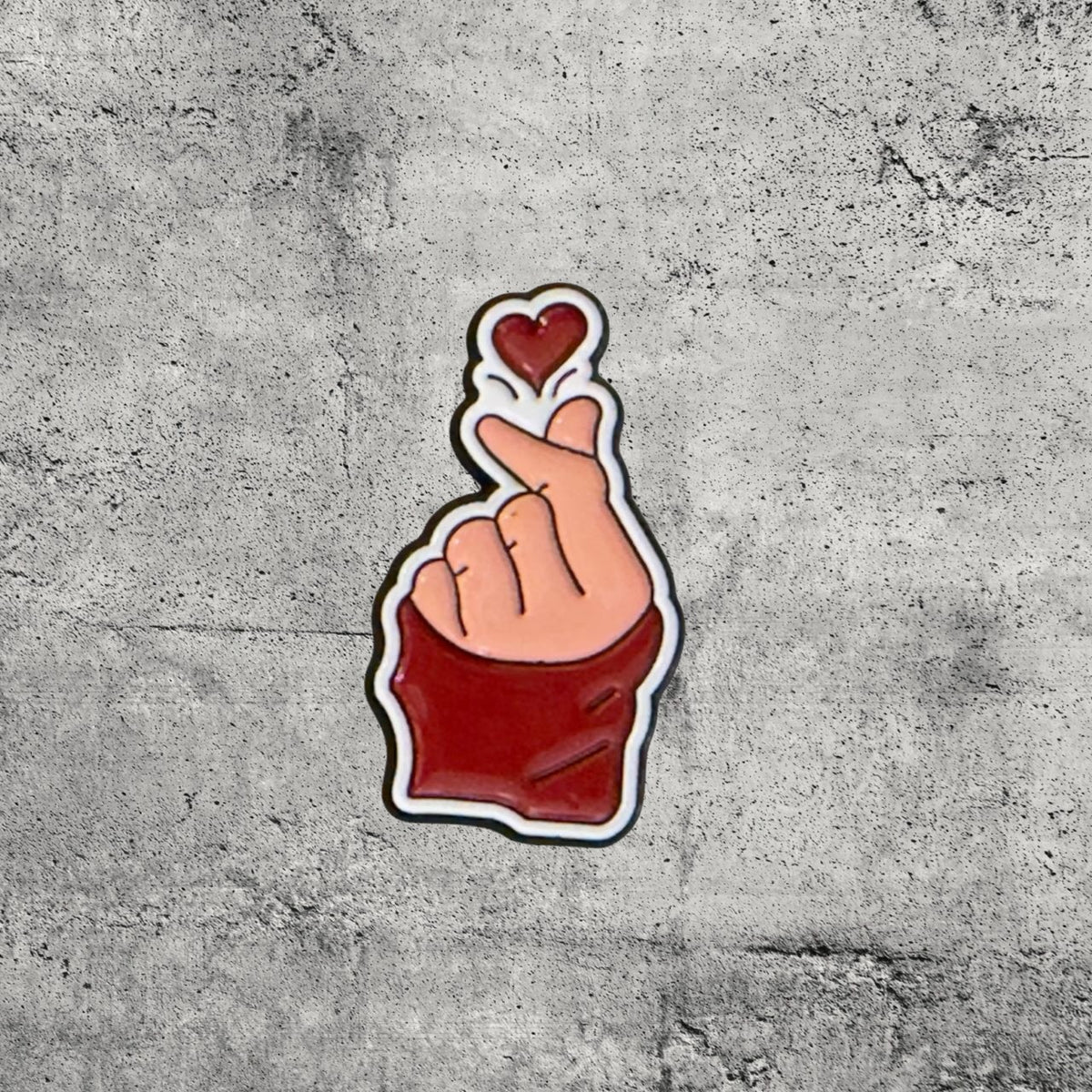 Metal Enamel Brooches 3m Sticker Fashion Jewelry Design Finger Heart Love